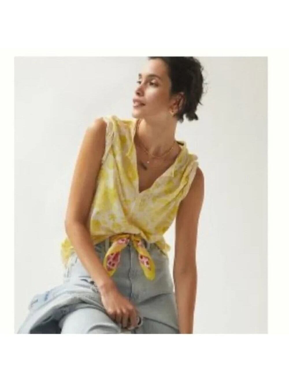 Anthropologie Pilcro EUC Women's Yellow Floral Short Sleeve V-Neck Top L